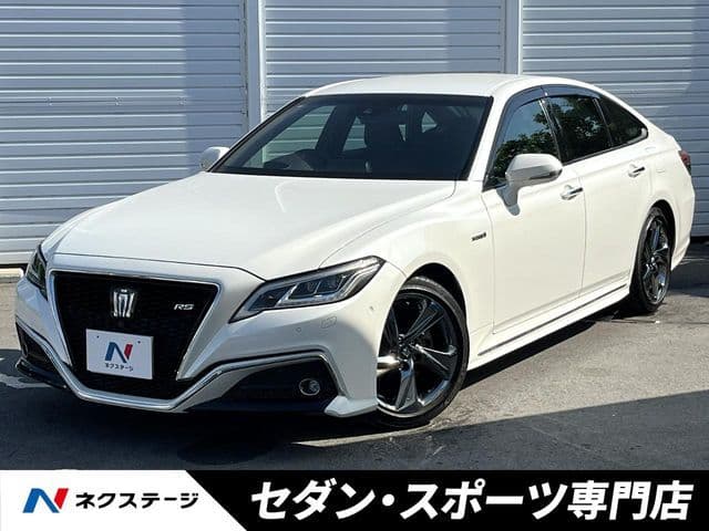 TOYOTA CROWN sedan hybrid