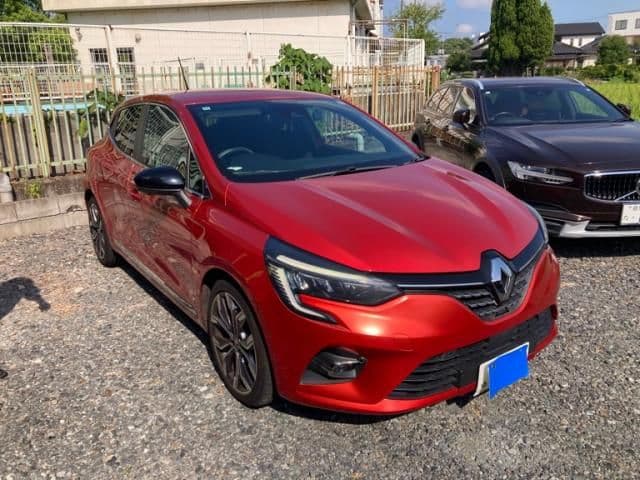 RENAULT