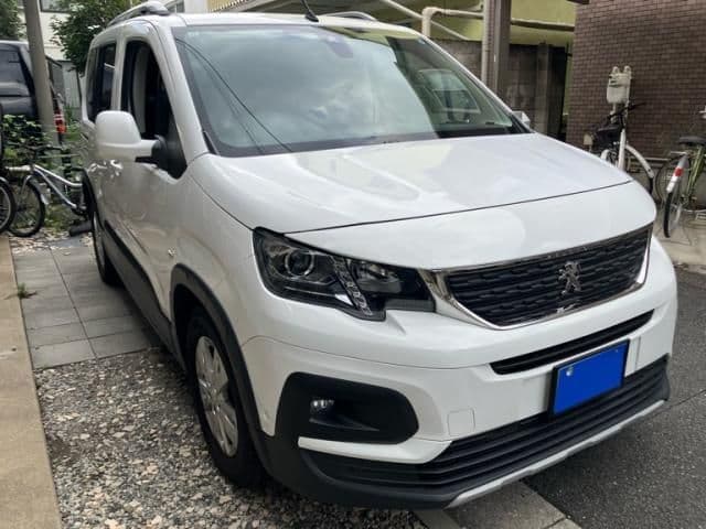 PEUGEOT