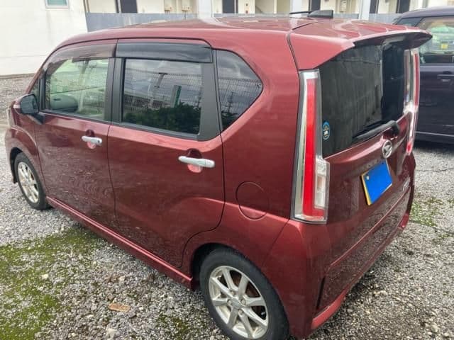 Car thumbnail 4