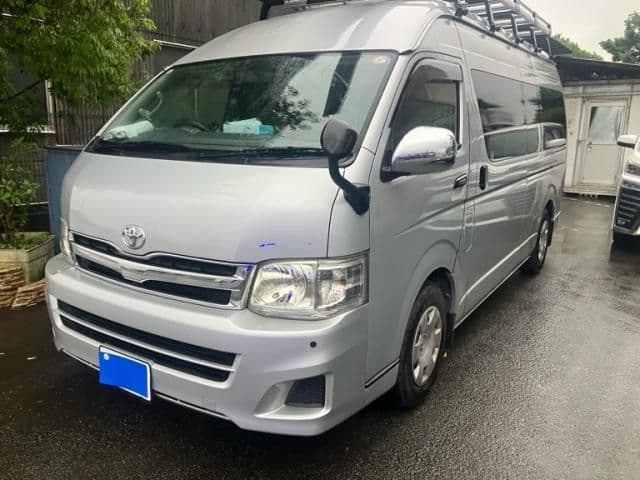 TOYOTA HIACE van 2WD