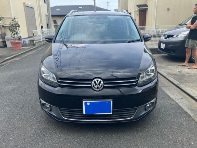 VOLKSWAGEN VOLKSWAGEN GOLF TOURAN