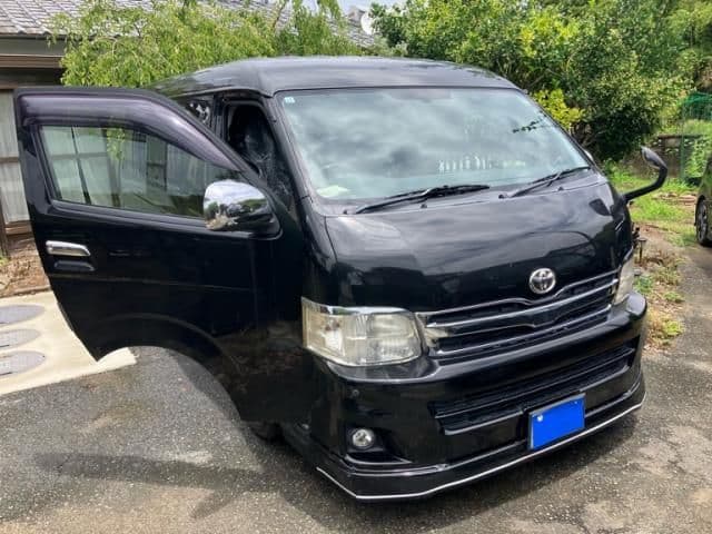 TOYOTA HIACE wagon