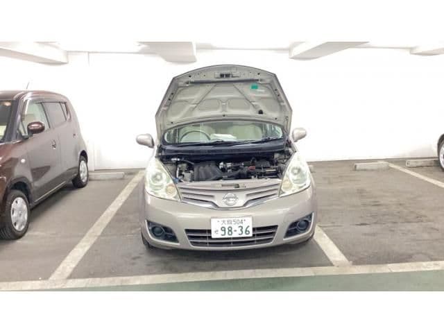 NISSAN