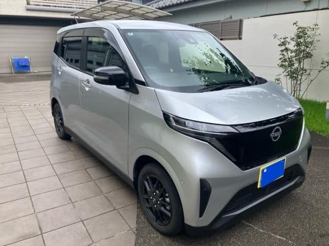 NISSAN