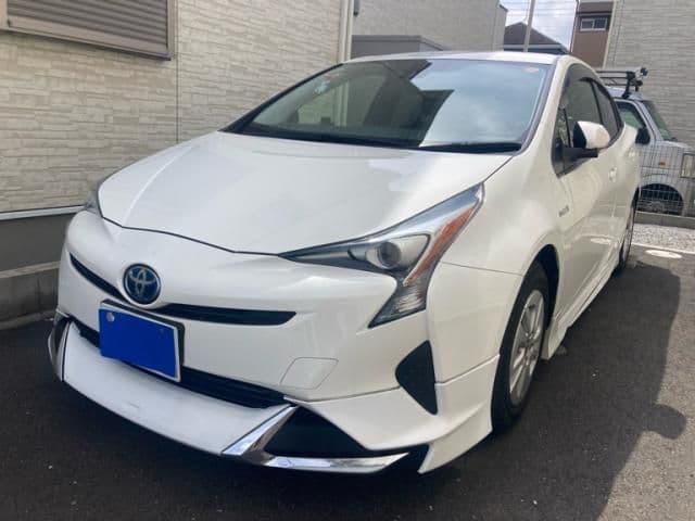 Car thumbnail 2