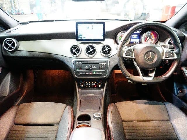 MERCEDES BENZ
