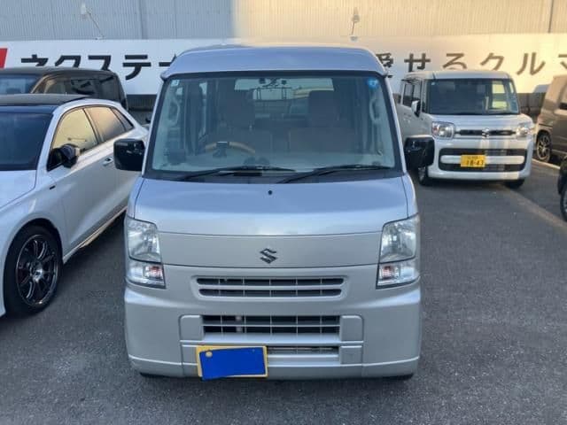 SUZUKI