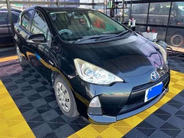 Car image 1