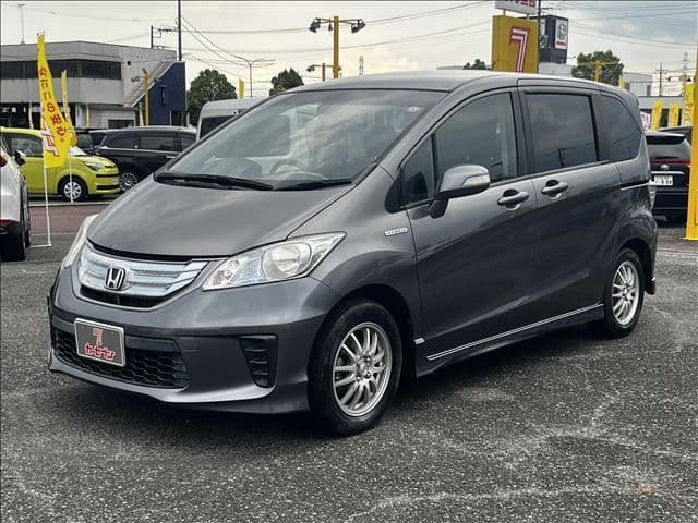 HONDA FREED HYBRID