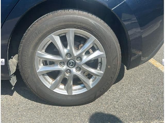 Car thumbnail 4