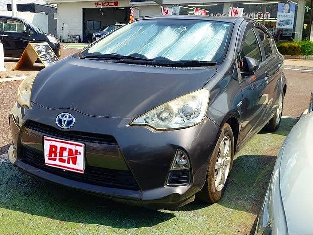 Car image 1
