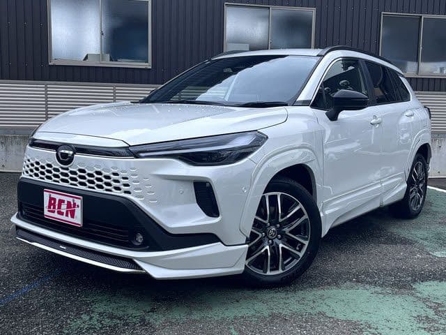 TOYOTA COROLLA CROSS HYBRID