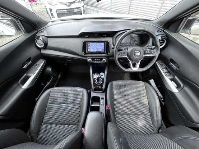 NISSAN