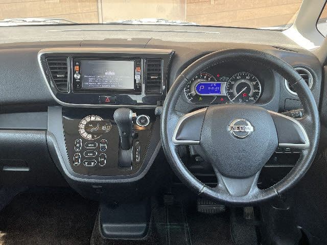 NISSAN