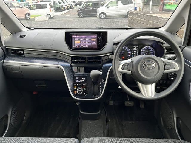 Car thumbnail 2