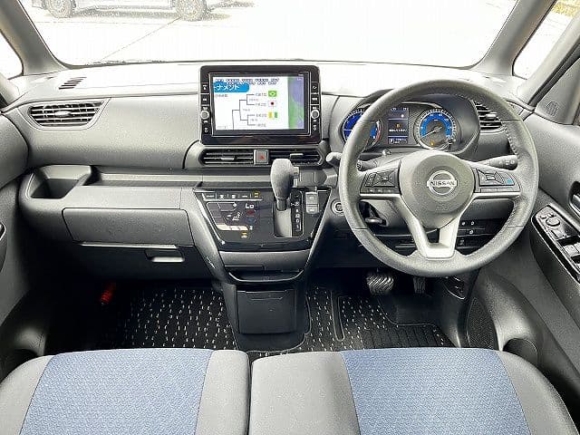 NISSAN