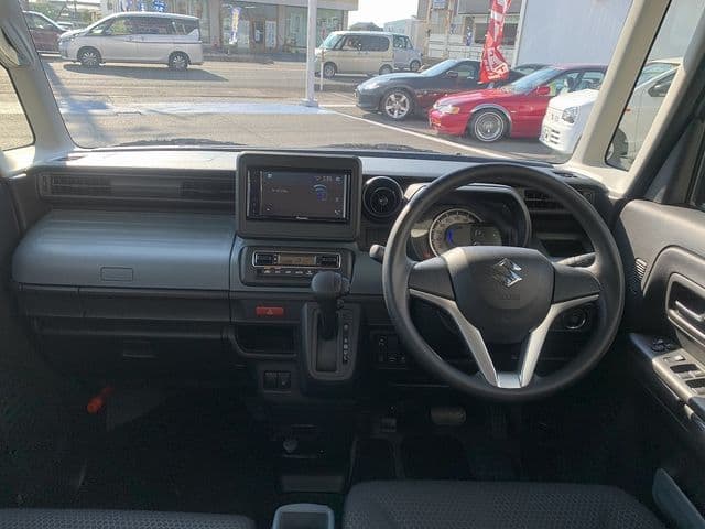 Car thumbnail 3