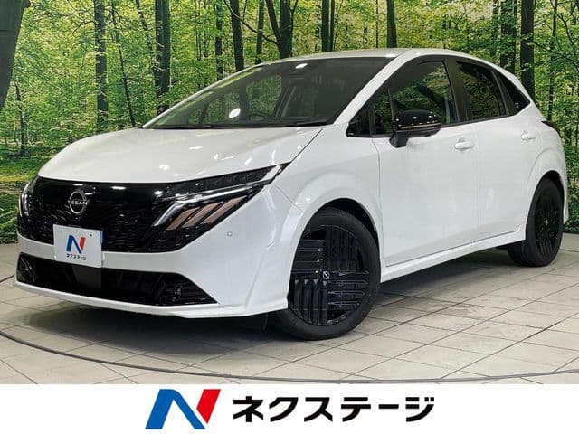 NISSAN AURA
