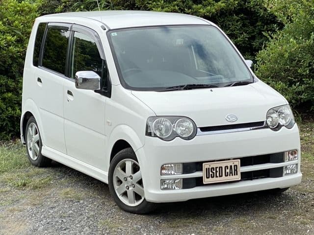 DAIHATSU MOVE CUSTOM
