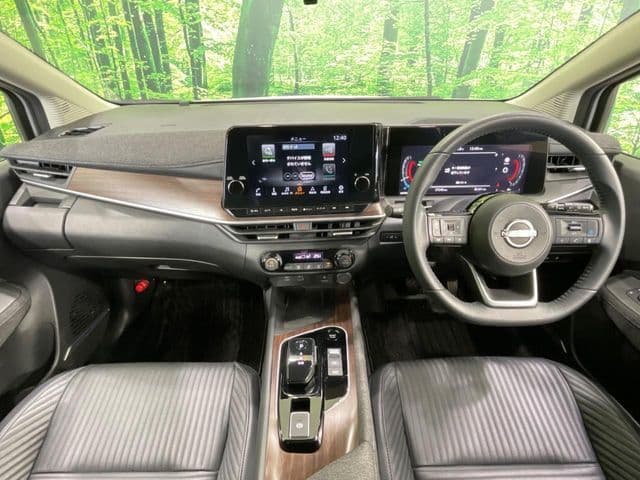NISSAN
