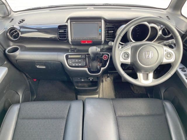 Car thumbnail 2