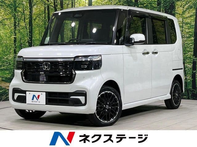 HONDA N BOX CUSTOM 4WD