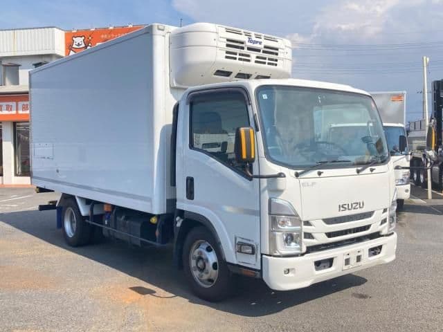 ISUZU