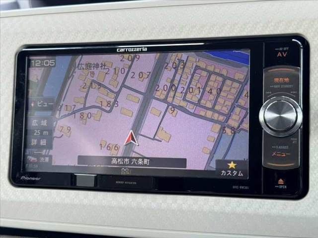 Car thumbnail 3