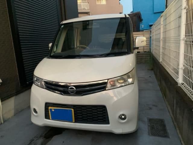 NISSAN