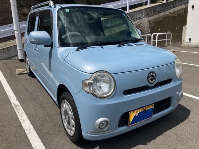 Car image 1