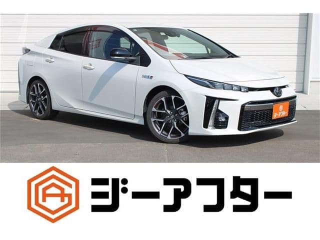 TOYOTA PRIUS PHV