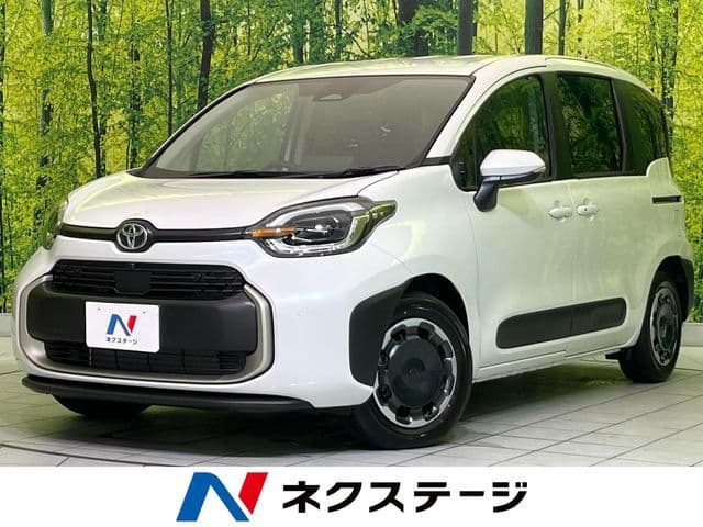 TOYOTA SIENTA HYBRID