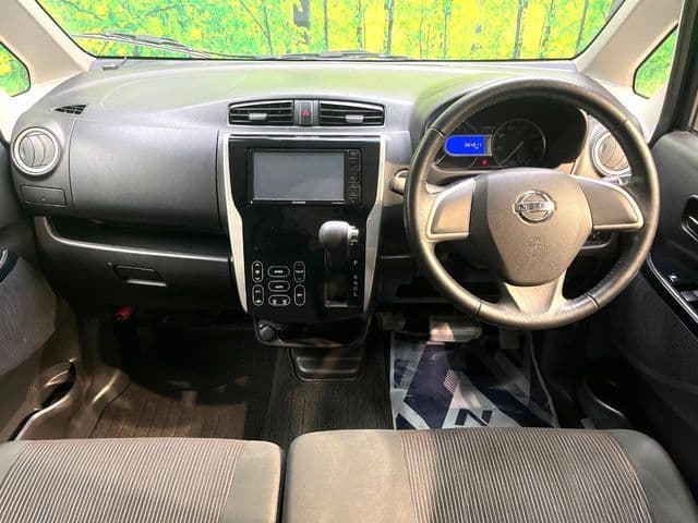 NISSAN