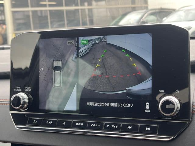 Car thumbnail 4