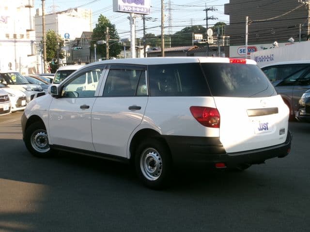 Car thumbnail 4