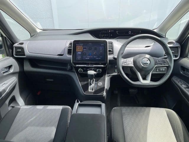 NISSAN
