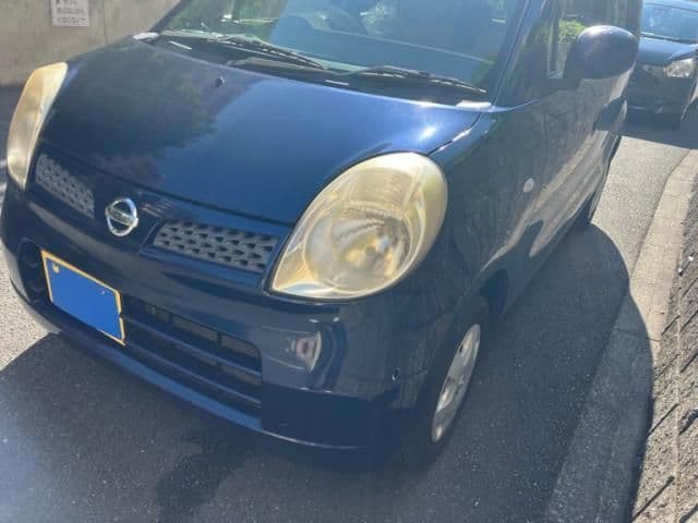 NISSAN