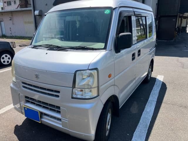 SUZUKI