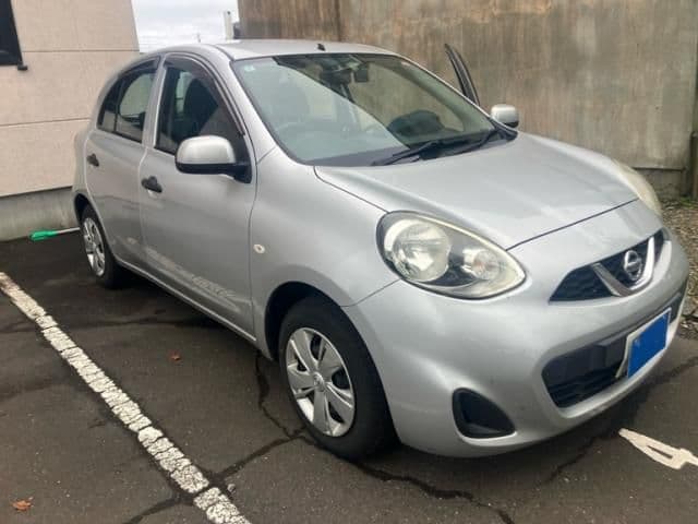 Car image 1
