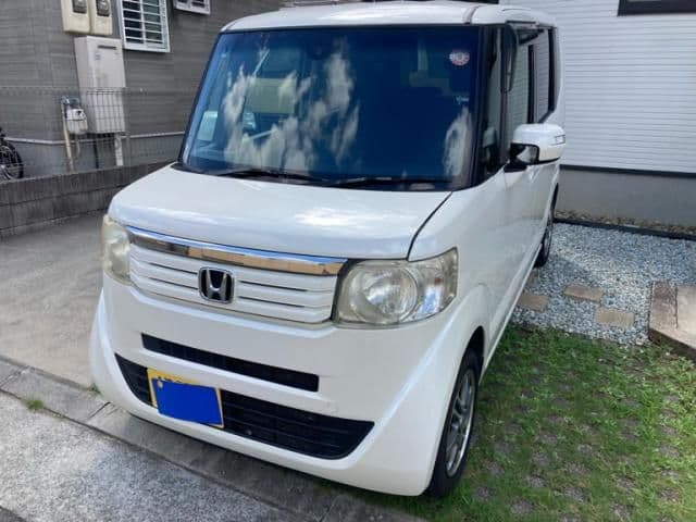 Car image 1