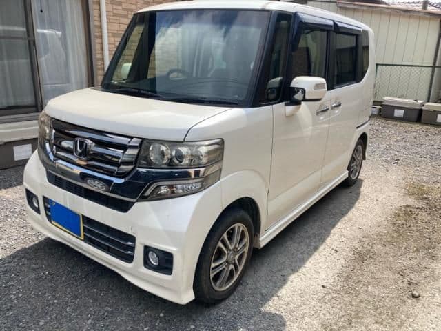 Car image 1