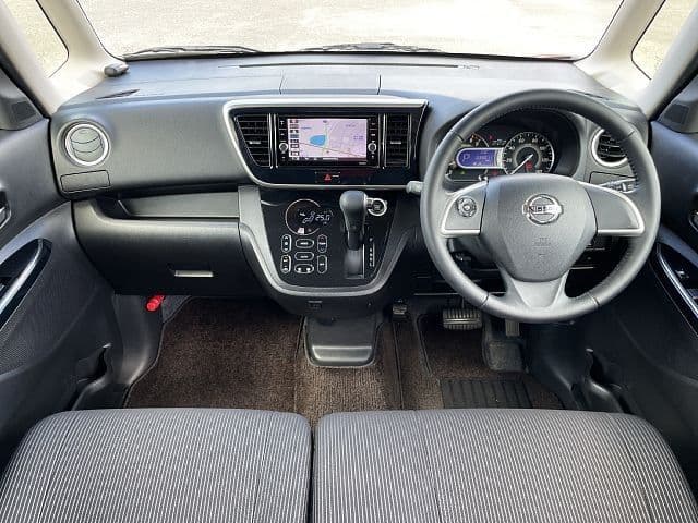 NISSAN