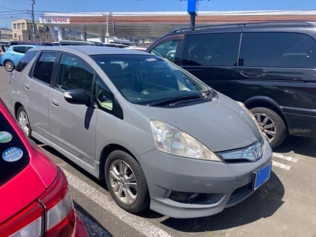 Car image 1
