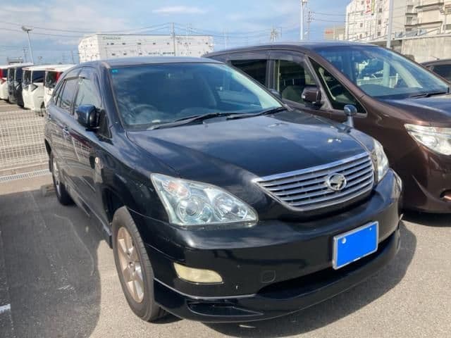 TOYOTA HARRIER 2WD