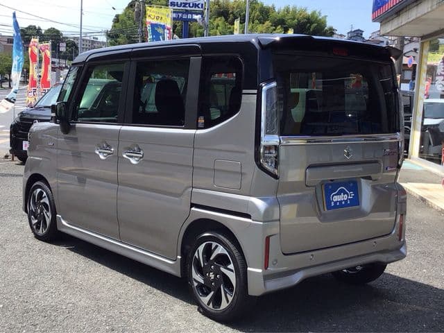 Car thumbnail 4