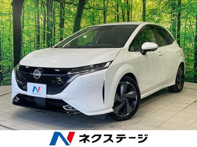 NISSAN AURA