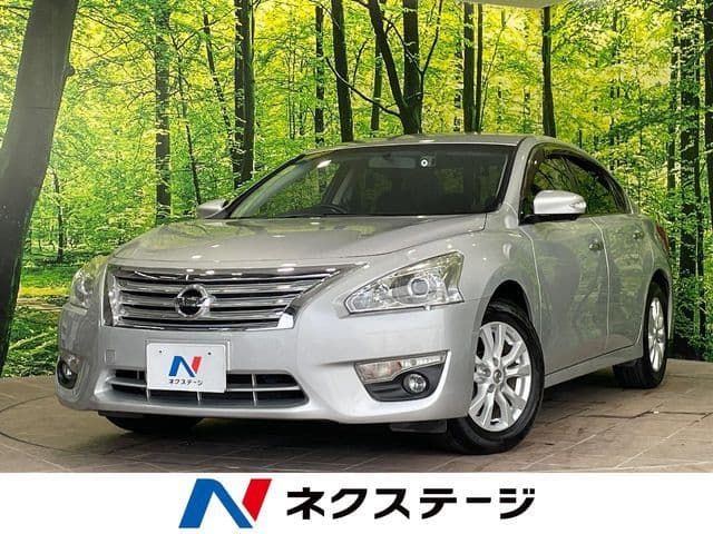 NISSAN