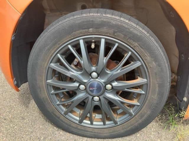 Car thumbnail 3