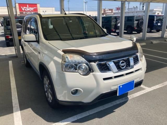 NISSAN